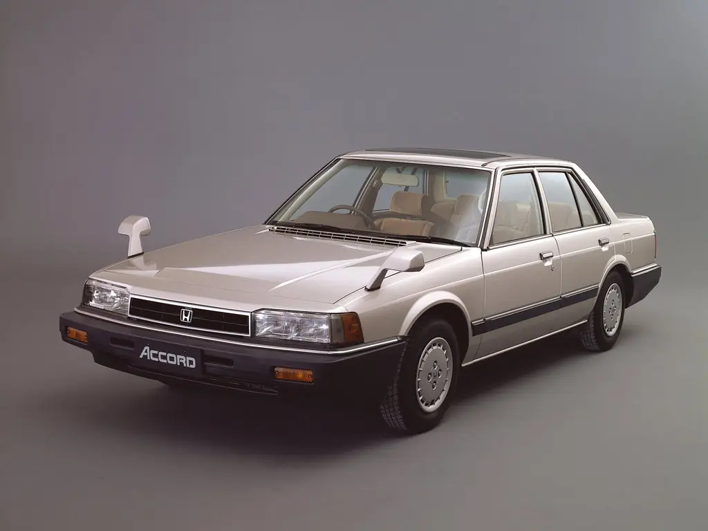 Honda Accord (AC, AD) 2 поколение, рестайлинг, седан (06.1983 - 05.1985)